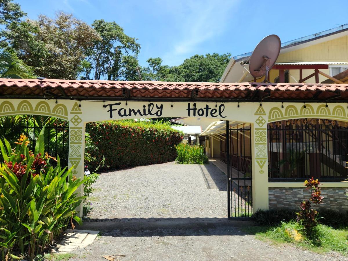 Family Hotel Puerto Viejo de Talamanca Exteriér fotografie